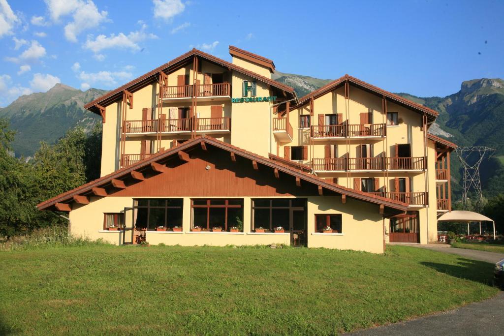 Hôtel Le Sainte Hélène Esterno foto
