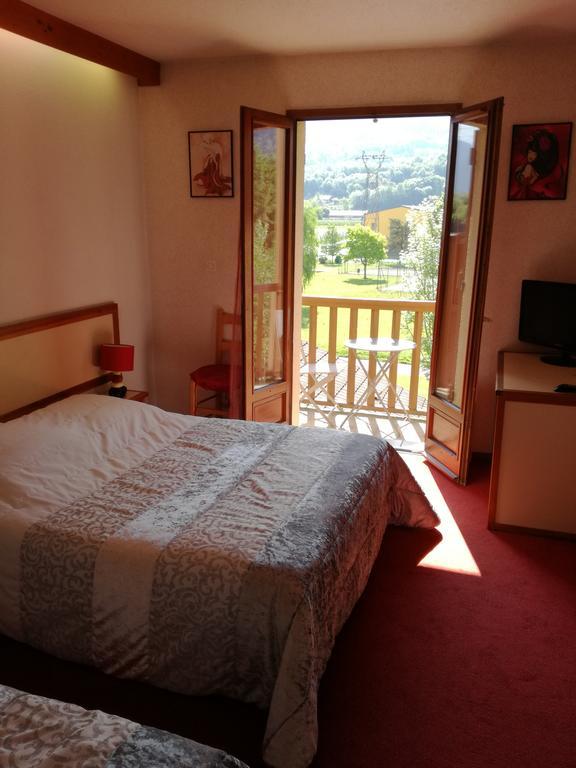 Hôtel Le Sainte Hélène Esterno foto
