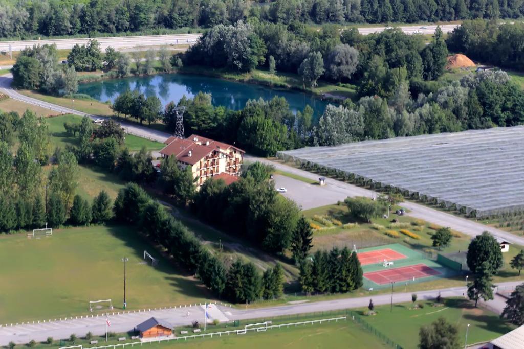 Hôtel Le Sainte Hélène Esterno foto